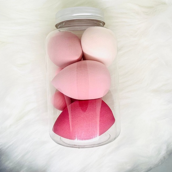 Makeup Sponge and Brush Set with Pink Heart Cosmetic or Travel Bag - Picture 3 of 11